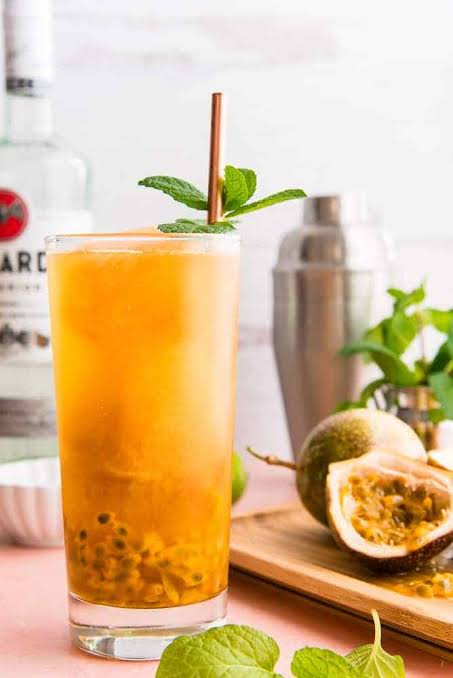 Passion and Peach mojito